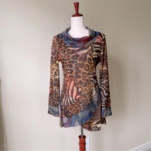 Variations Brand, Animal Print, Lightweight, CYA Top. Size S
